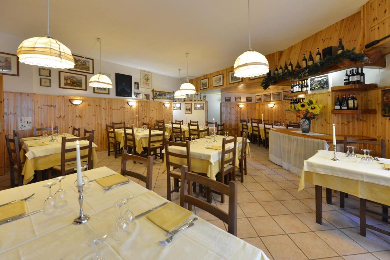 Hotel & Ristorante Serenella Breuil-Cervinia Exteriör bild