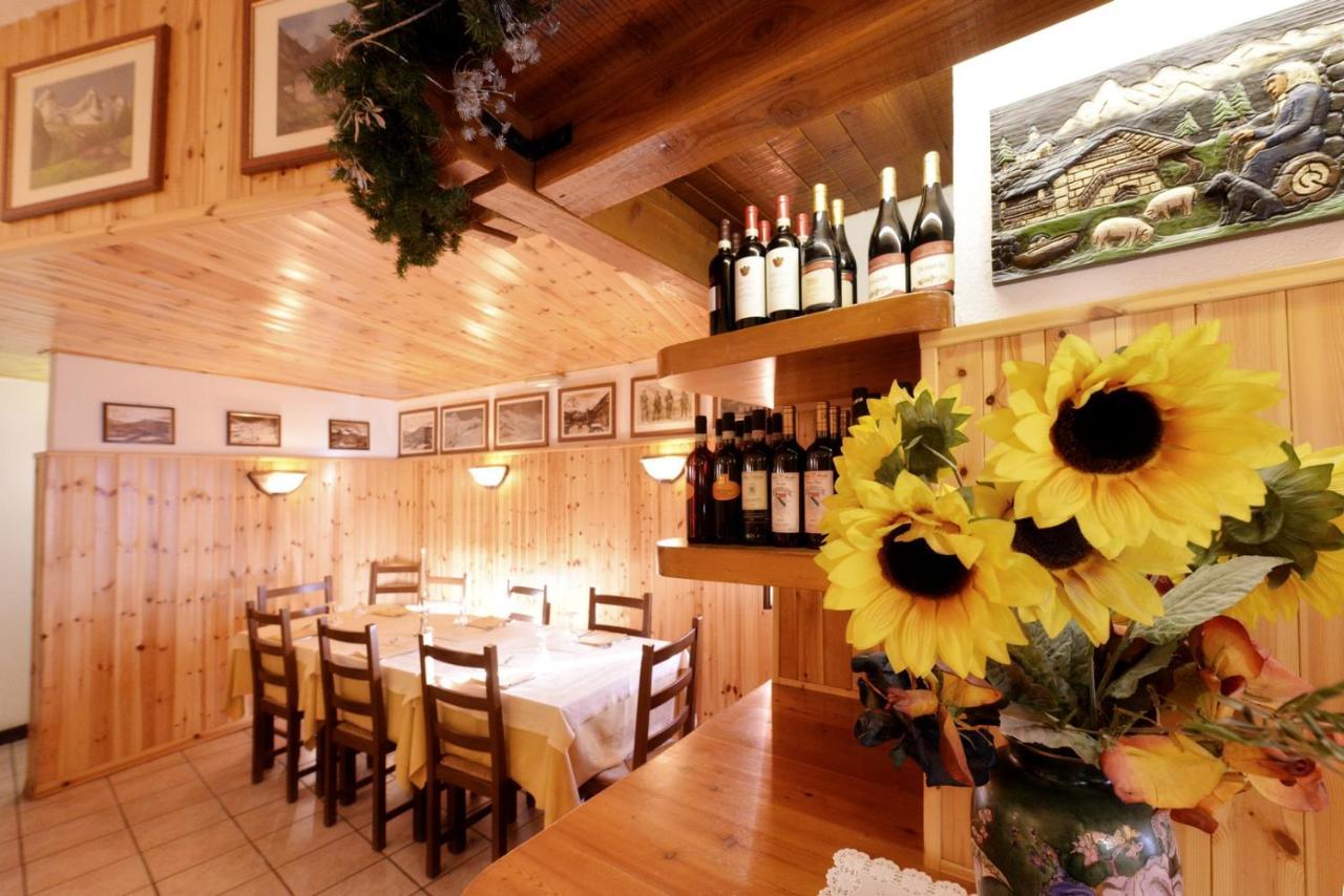 Hotel & Ristorante Serenella Breuil-Cervinia Exteriör bild